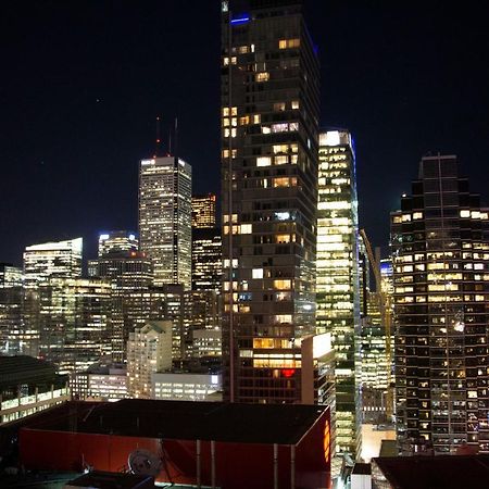 Downtown High-Rise Condo- Cn Tower View تورونتو المظهر الخارجي الصورة