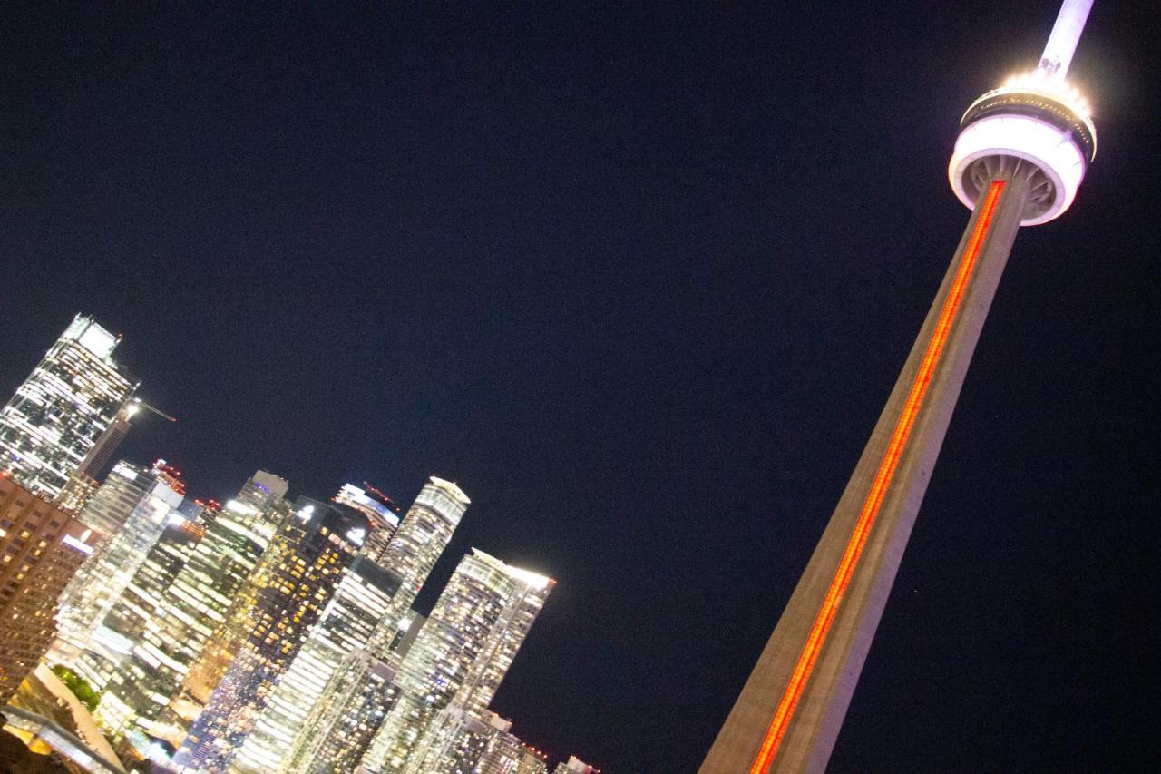 Downtown High-Rise Condo- Cn Tower View تورونتو المظهر الخارجي الصورة